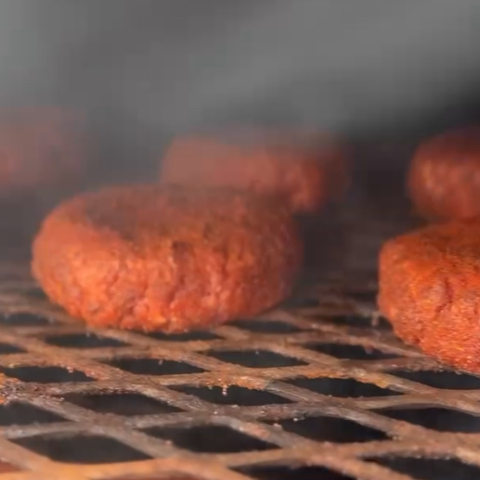 Wagyu burgers in the smoker